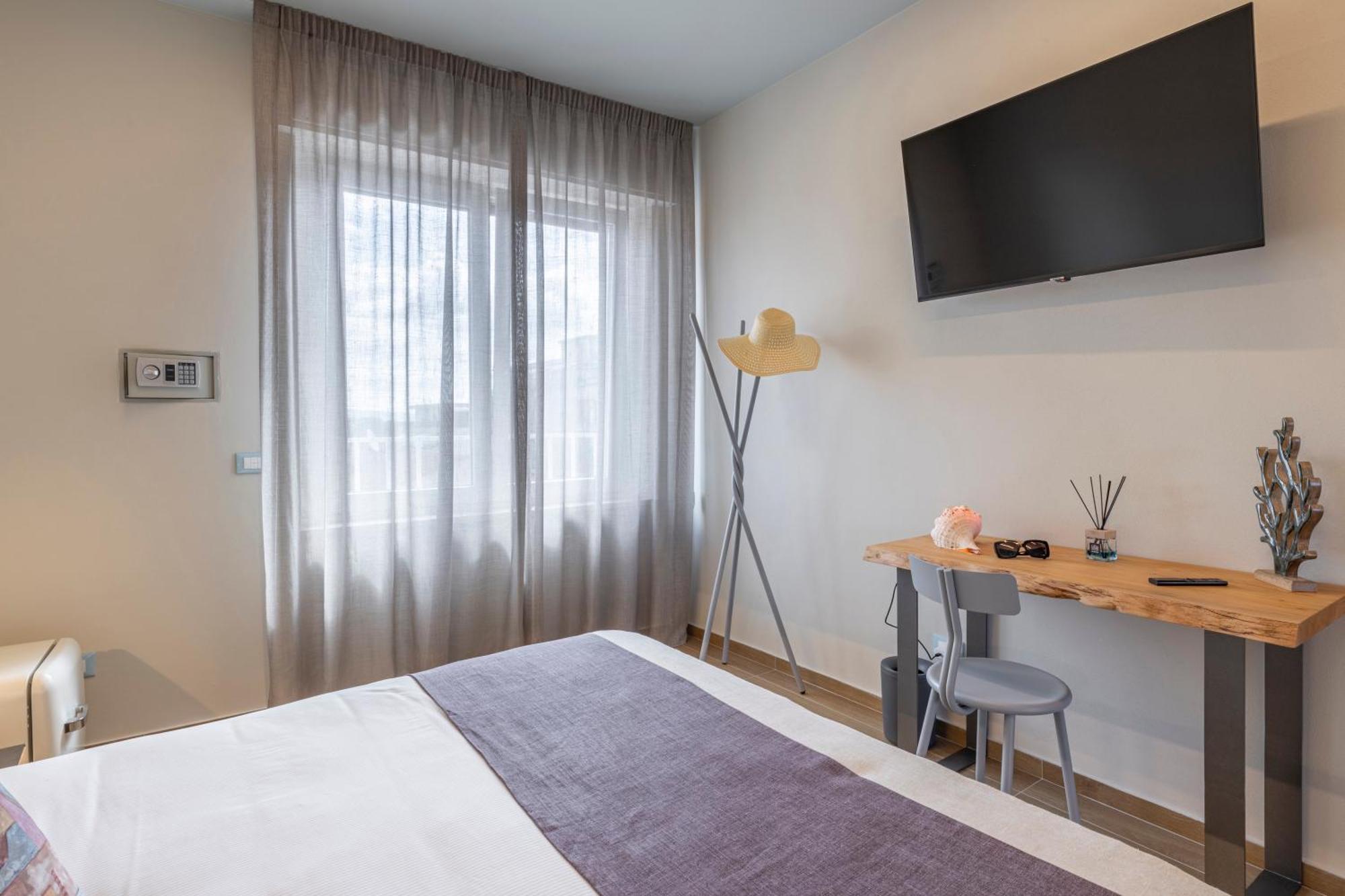 Luci Sul Mare -Boutique Rooms 폴로니카 외부 사진